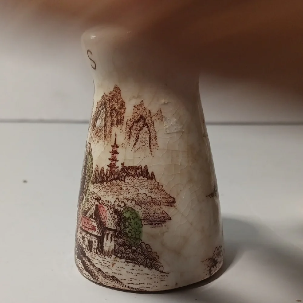 Nasco charming ceramic